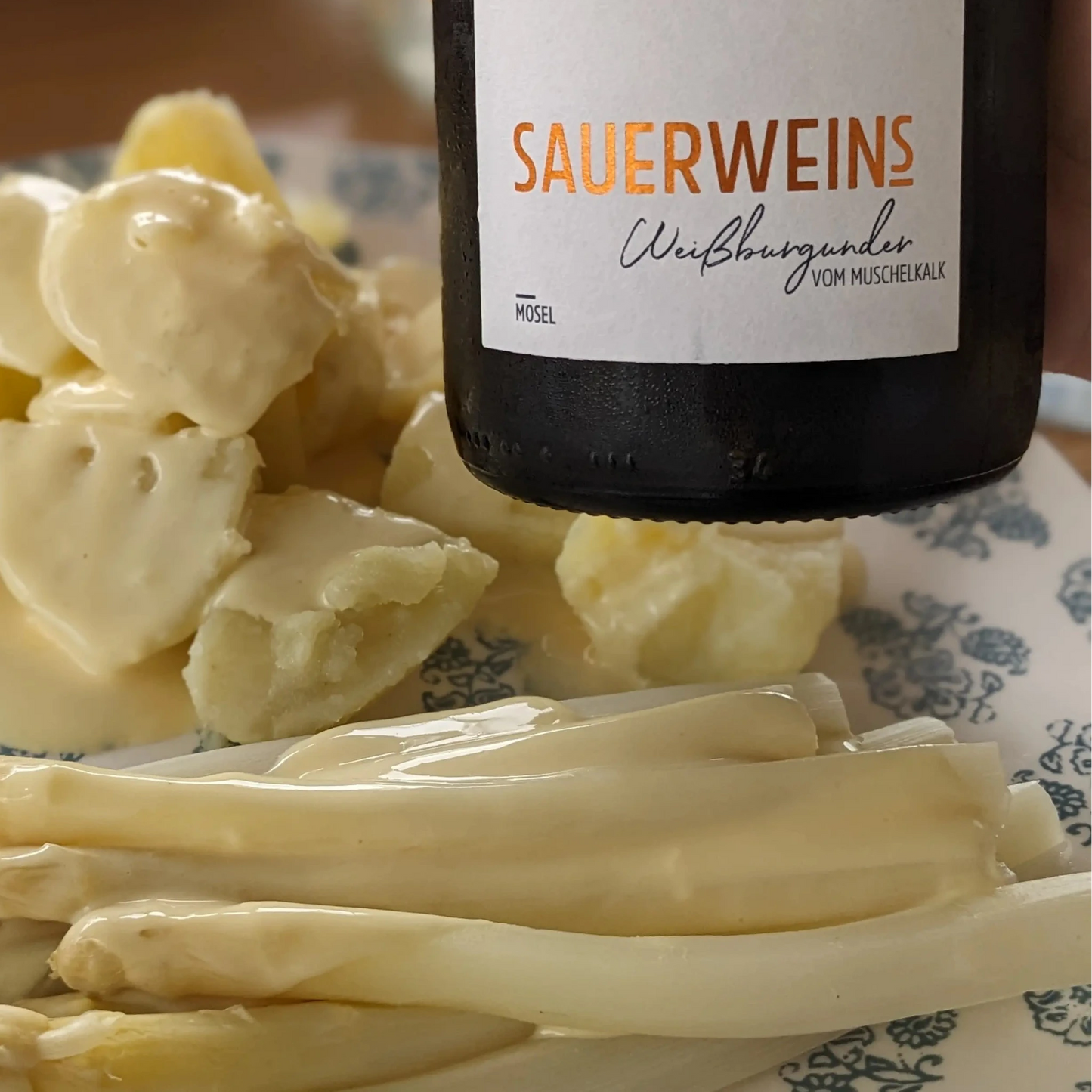 
                  
                    2024er Weißburgunder vom Muschelkalk
                  
                