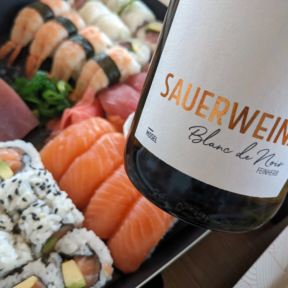 
                  
                    2024er Blanc de Noir Feinherb
                  
                