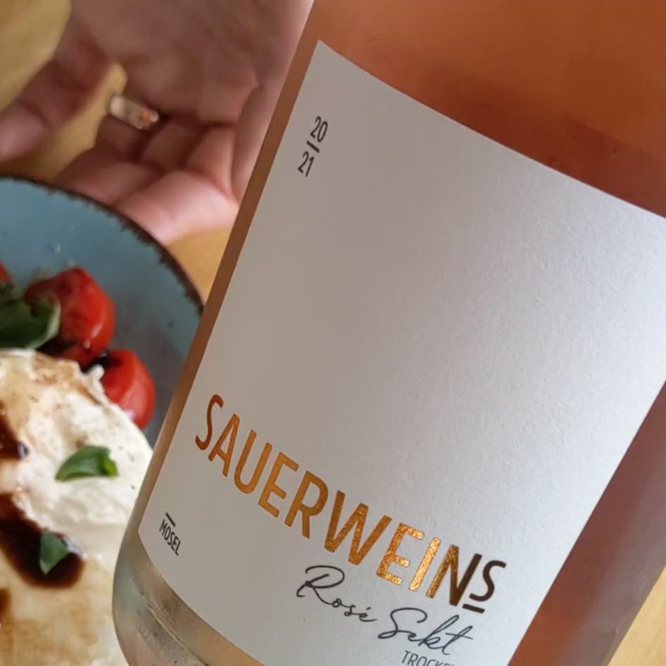 
                  
                    Video in der Galerie ansehen und abspielen, Rosé Sekt Trocken
                  
                