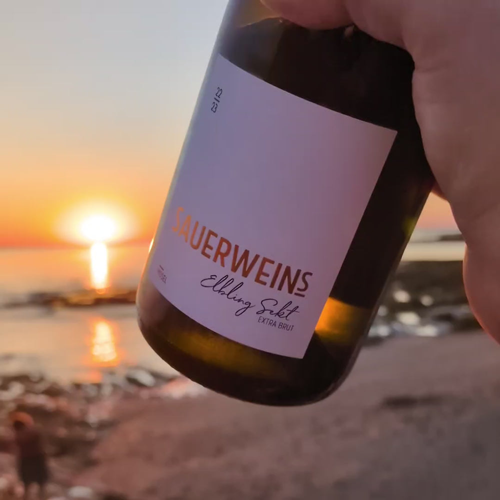 
                  
                    Video in der Galerie ansehen und abspielen, Elbling Sekt Extra Brut
                  
                